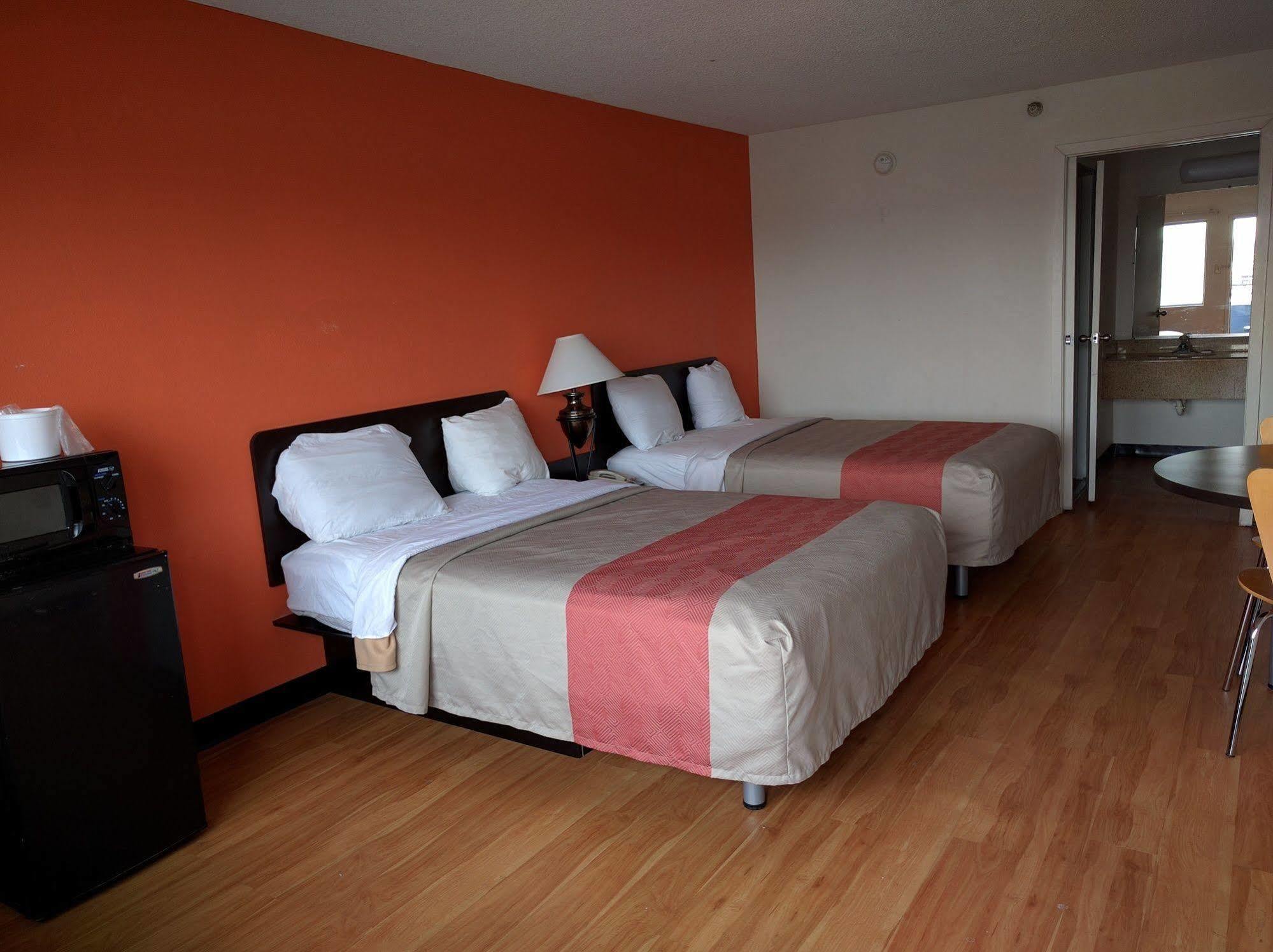 Rodeway Inn Brooklawn Eksteriør bilde